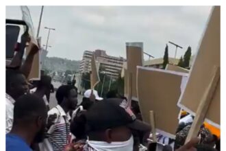 Oyo abduction: ‘Tinubu must go’ – Angry protesters storm Abuja streets (Video)