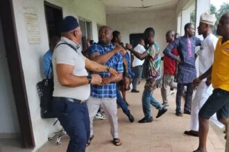 Pandemonium in Akwa Ibom local council as thugs disrupt plenary, sack councillors
