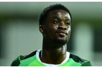 Transfer: Ligue 1 club plot move for Fernandez