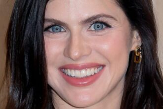 Alexandra Daddario Shirtless ‘Showing Off The Girls’ While Braless
