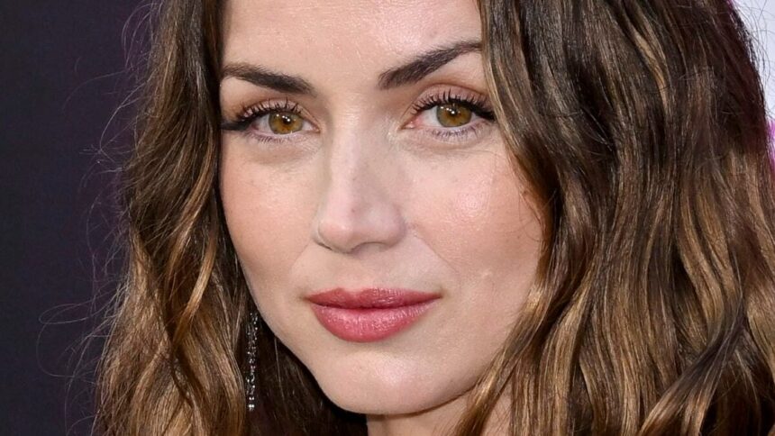 Ana de Armas In Skimpy Spandex Highlights ’10/10′ Looks While Braless