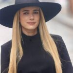 Emma Roberts’ Pals Stayed Out Of Her Decision To Exclude Dad From Wedding Amid Toxic Rift