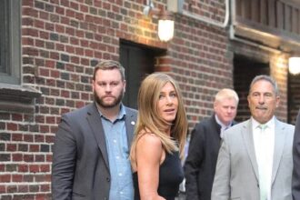 Inside Jennifer Aniston’s ‘Goddess Circle’ Spiritual Practice To Manifest Jim Curtis Proposal