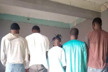 Lagos: Police nab five suspected cultists, recover weapons, hard drugs
