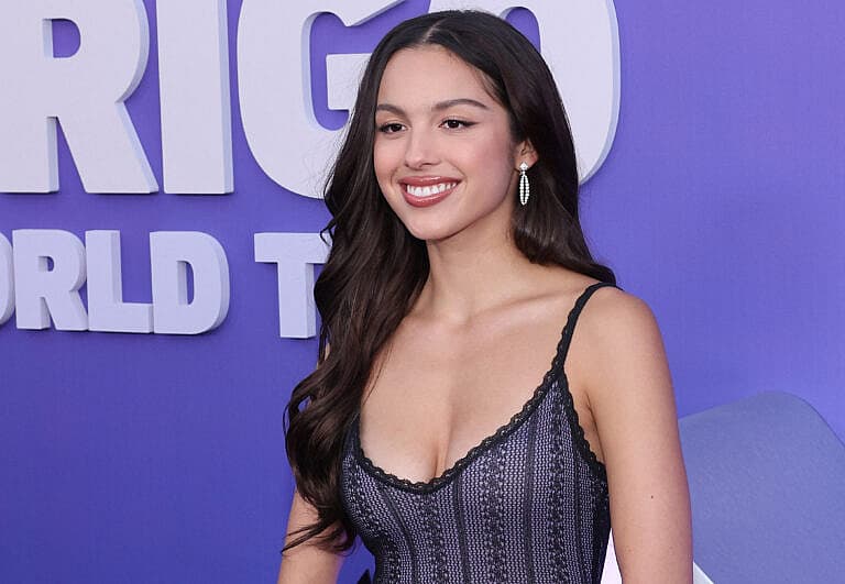 Olivia Rodrigo Moves On With ‘Normal Boy’ After Louis Partridge Split