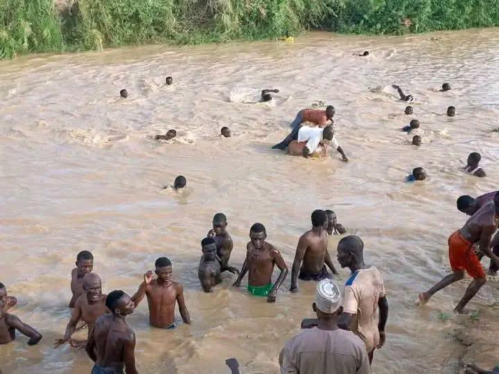 Prospective bride, groom among four bodies recovered in Jigawa canoe tragedy