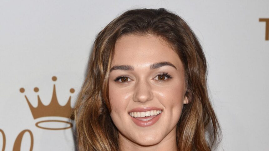 Sadie Robertson Reveals Physical Boundaries She Set With Husband Before Marriage