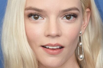 Anya Taylor-Joy Strolling NYC In Her Underwear Asked: ‘Who Walks Like That?’