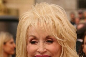 Dolly Parton’s Heartbreaking Admission About Life After Her Husband Takes On New Meaning After Her Death