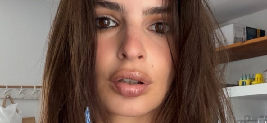 Emily Ratajkowski Spreading Legs In Bikini Told Photos Not Necessary To ‘Share’
