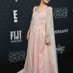 Fans Worried As Ariana Grande Appears ‘Deeply Unwell’ In New Video: ‘Fading Away Before Our Eyes’
