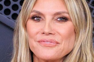 Heidi Klum ‘Embarrassing’ Lifting Braless Shirt On Caribbean Beach