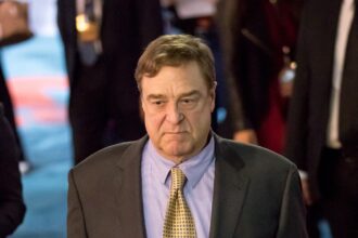 John Goodman Is Completely ‘Unrecognizable’ After Dramatic Weight Loss