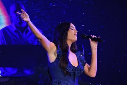 Kacey Musgraves’ Tribute To Dolly Parton Is A Fan ‘Favorite’