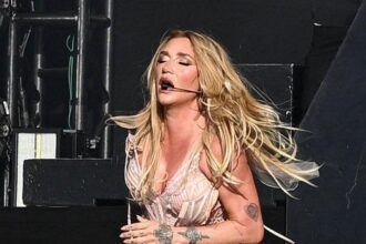 Kesha’s Emotional Tribute To Dolly Parton Hits Close To Home