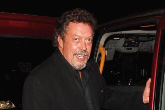 Legendary ‘Rocky Horror’ Star Tim Curry Dies at 80 Following Years of Health Struggles