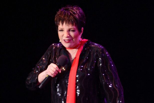 Liza Minnelli Recalls Her ‘Foggy’ Years That Left Her ‘Scared To Death’ Before First Rehab