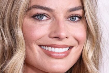 Margot Robbie ‘Absolutely Phenomenal’ In Tight Bikini With Buns Out