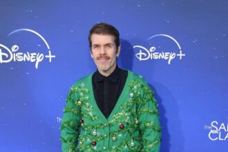 Perez Hilton’s Friends Point To His Near-Fatal Health Scare After Recent Crisis