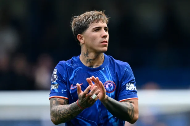 Transfer: Chelsea set Friday deadline for Man City to complete Enzo Fernandez deal