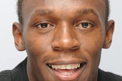 Usain Bolt Proposes To Kasi Bennett With 5-Carat Diamond Ring On His 40th Birthday