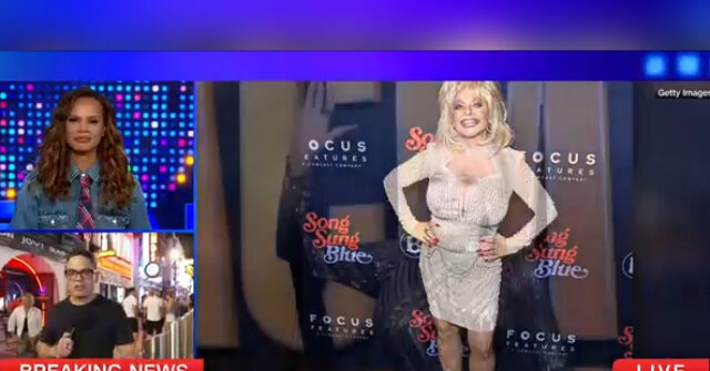 Video: CNN Apologizes for Using Las Vegas Dolly Parton Impersonator Photo When Announcing Singer's Death
