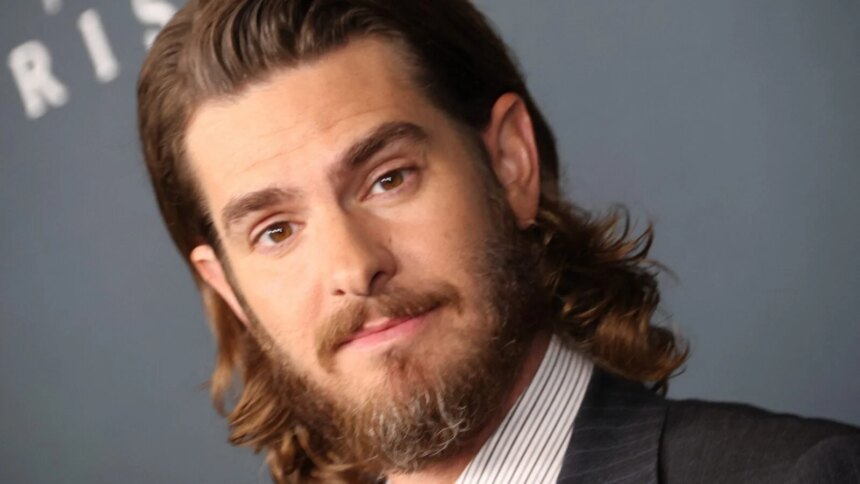 Andrew Garfield And Other Stars Involved In Emergency Landing