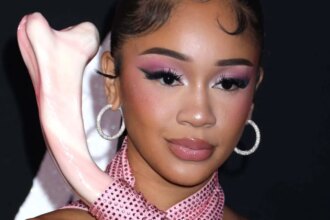 Saweetie's Daring Sculptural Look At NYFW Divides Fans: 'Messy'