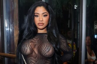 Hennessy Carolina In Cheeky Monokini Looks Like A ‘Bodybuilder’