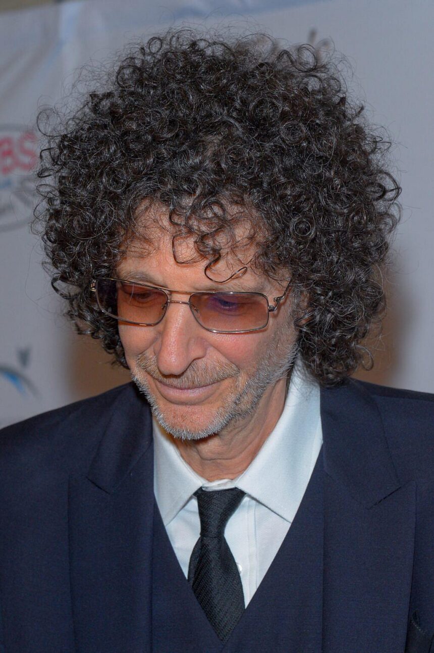 Howard Stern Turns SiriusXM Setback Into A ‘Middle Finger’ To Critics
