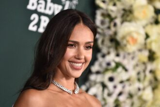 Jessica Alba’s Romance With Younger Boyfriend Faces Tension As Actress Reportedly Fears His ‘Eye Will Wander’