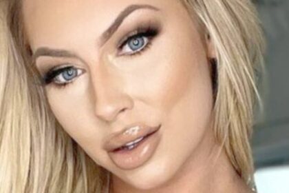 Kaelee Rene Removing Underwear Asks: ‘Bra Or No Bra’