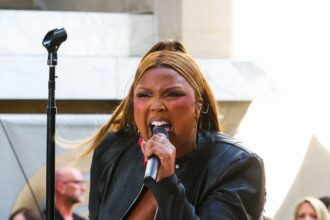 Lizzo Wows In Brown Monokini ‘With The Yams Out’ At Beach