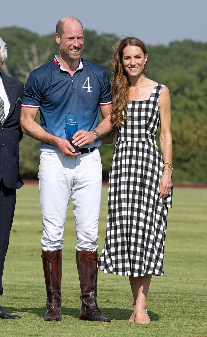 Prince William And Kate Middleton Reportedly Resist Harry Reunion As ‘Deep Sense Of Betrayal’ Lingers